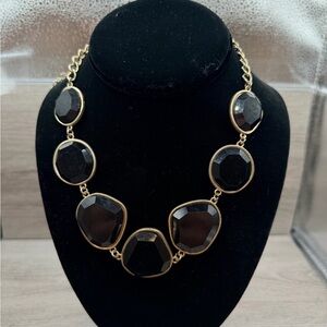 Elegant Black and Gold Tone Necklace
